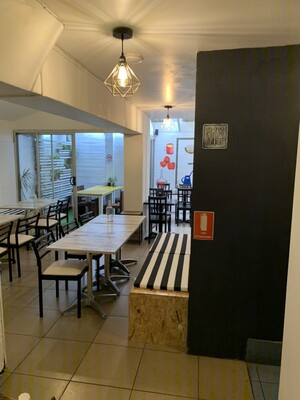 Red Lemon Thai Pic 3 - Internal