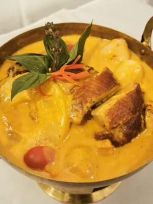 Red Lemon Thai Pic 5 - Duck curry