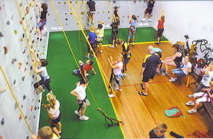 Tannum Fitness Centre Pic 2 - Group of Teens enjoying an indoor climbing session Tannum Fitness