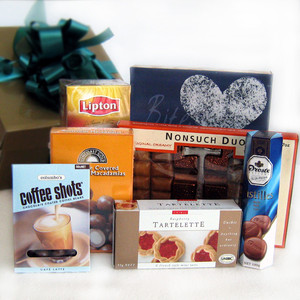 Clients4Life Gift Hampers Online Pic 5 - gift box of delight