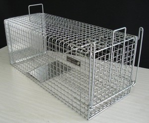 Wiretainers Pic 2 - Cat trap 710 x 305 x 305mm plate operated Aussie made in Preston We make a wide range of animal traps and caging