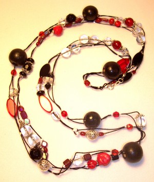 The Beaded Lady Pic 4 - knotted necklace