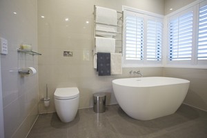 Splendid Bathrooms Pic 4