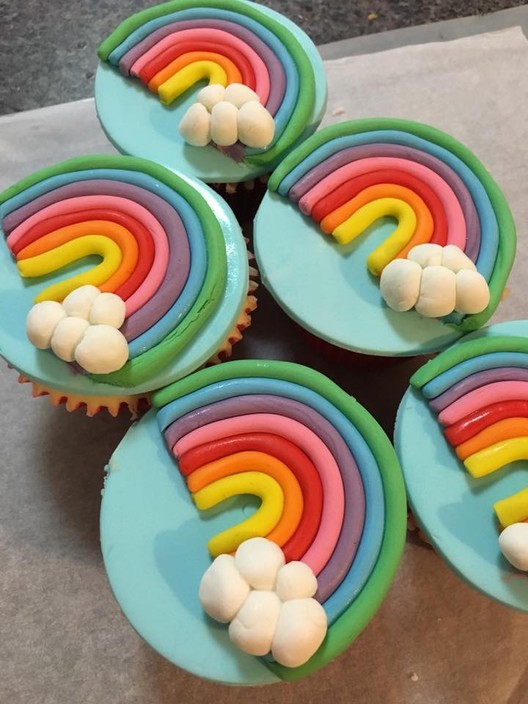 Mrs Jones' Cupcakes Pic 1 - Vanilla Cupcake with Rainbow Toppers