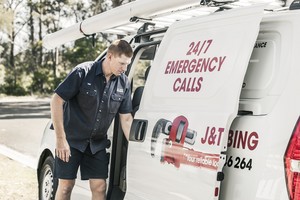 Dynamic Tradies - Plumbing + Electrical Pic 2 - 247 Emergency Service