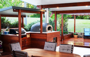 Brind Built Constructions Pic 4 - BBQ Pizza oven and Sundeck Samford