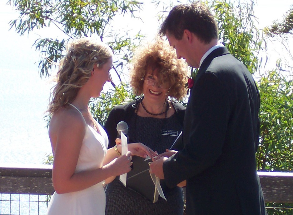 Lyn Flavin-Lanati Civil Celebrant Pic 1 - making your wedding ceremony memorable