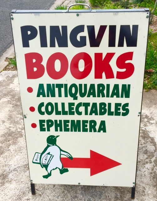 Pingvin Booksellers & Antiques. Pic 1