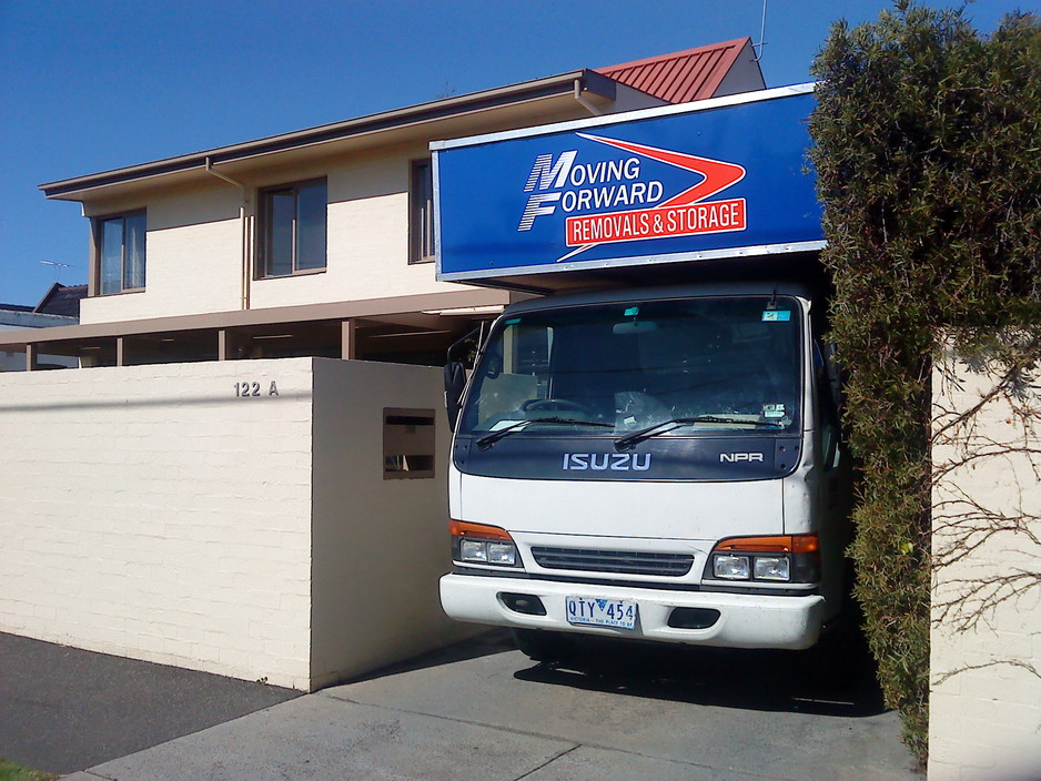 Moving Forward Pic 1 - removalist