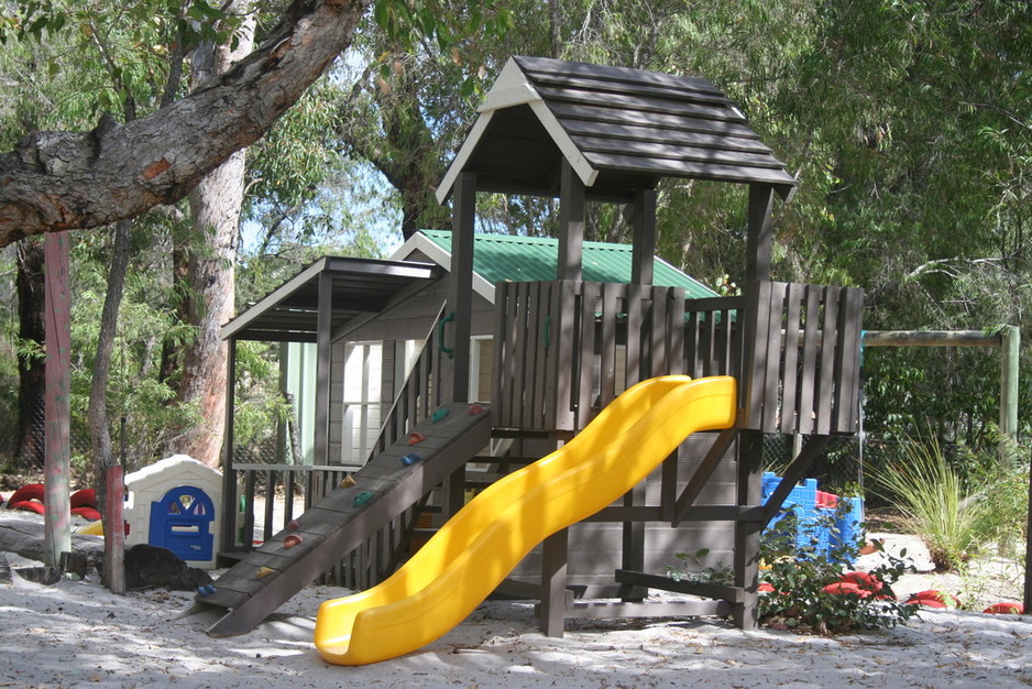 Naturaliste Childrens Community Centre Pic 1 - slide