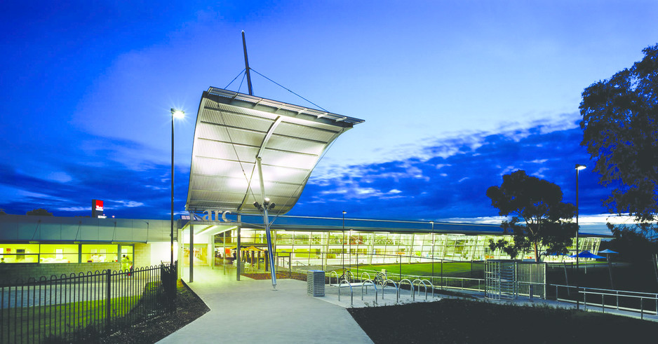 Casey ARC (Aquatic and Recreation Centre) Pic 1