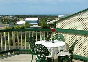 Gateway to The Great Ocean Road Self Contained Bed & Breakfast Pic 1 - Gateway to the great ocean roa