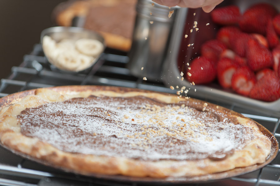 Eataly Pizzeria Pic 1 - Nutella Pizza