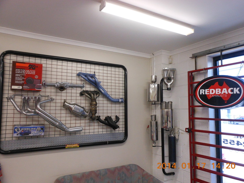 Bill's Tweed City Mufflers & Towbar Specialists Pic 1 - WaitingShowroom