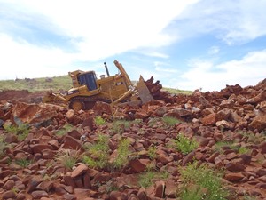 DTE Geotech Pic 4 - Geotechnical Site Investigation Dozer Costean