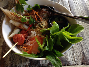 Madame Nhu Pic 5 - The big bowl salad