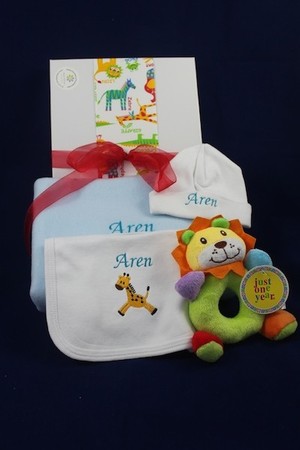 Daisy Stitches Pic 2 - Baby gift sets personalised and gift boxed for that special occasion