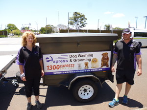 Express Dog Washing and Grooming Pic 5 - Tracey and Daniel the owners and operators ready to wash or clip your beloved family pet