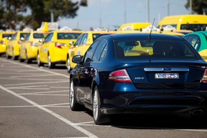 Gisborne Cab Co Pic 2 - Express lane past the taxis