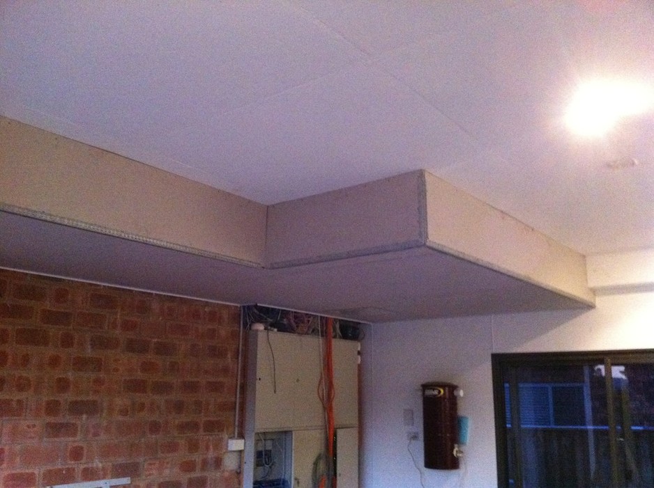 Sharpeye Plastering Pic 1 - BULKHEADS