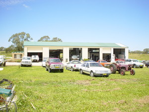 Simpson's Sapphire City Panelbeating Pic 2 - 324 ha of secure storage on the outskirts of Inverell