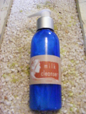 TKN Skincare Pic 5 - milk cleanser