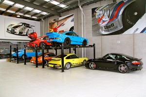 Cairns Classic Modern Porsche Services Pic 2 - Our Workshop