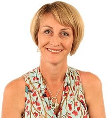 New Psych Psychologists Pic 2 - Tarnya is the director and principal clinical psychologist at NewPsych She is a regular speaker on ABC radio on Sunday mornings