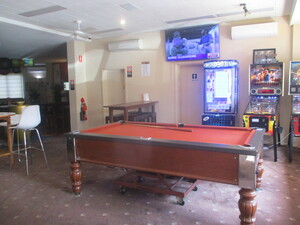 Orange Grove Hotel Pic 2 - Pool Table