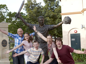 SCG Tour Experience Pic 2 - get a pic with the heroes