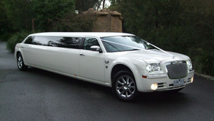 Limo Hire Melbourne Pic 3 - stream limo