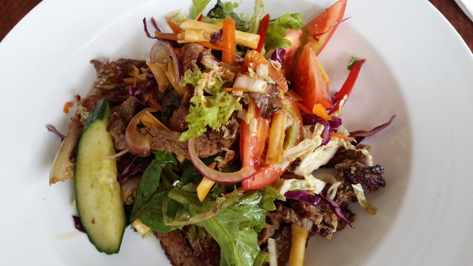 Globe Coffee Pic 1 - The delicious Thai beef salad with crunchy noodles Yummo