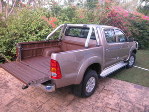 Speedliner CQ Pic 5 - SPEEDLINER HILUX UTE LINER CAMO BROWN