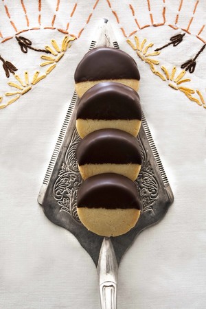 Bizzarri Dolci Pic 5 - Bizzarri Dolci Chocolate Dipped Shortbreads