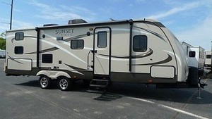 Caravan RV Pic 3