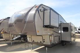 Caravan RV Pic 1