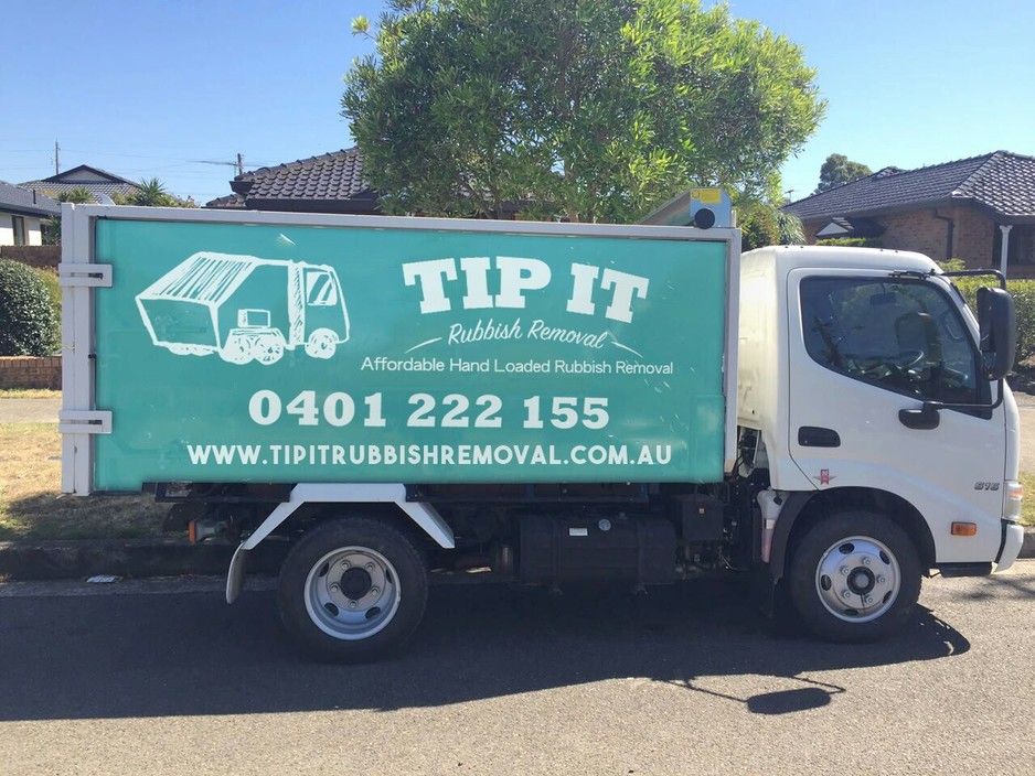 TipIt Rubbish Removal Pic 1 - TipIt Rubbish Removal Services in Sydney 247