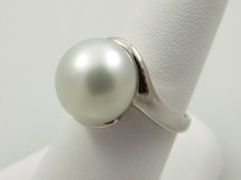 Cygnet Bay Pearls Pic 4 - Pearl Ring