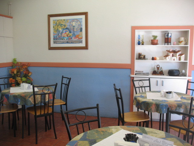 La Piccola Villa Cafe Pic 1 - Indoor seating