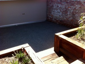 Urban Aspects Concrete & Landscape Constructions Pic 4 - Malvern Exposed Aggregate Retaining Walls