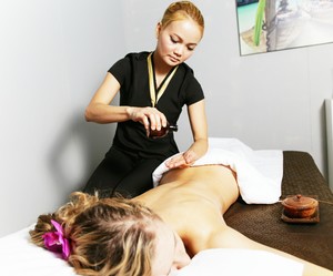 Thai Massage at Surfers Pic 2 - Organic Coconut Oil Massage