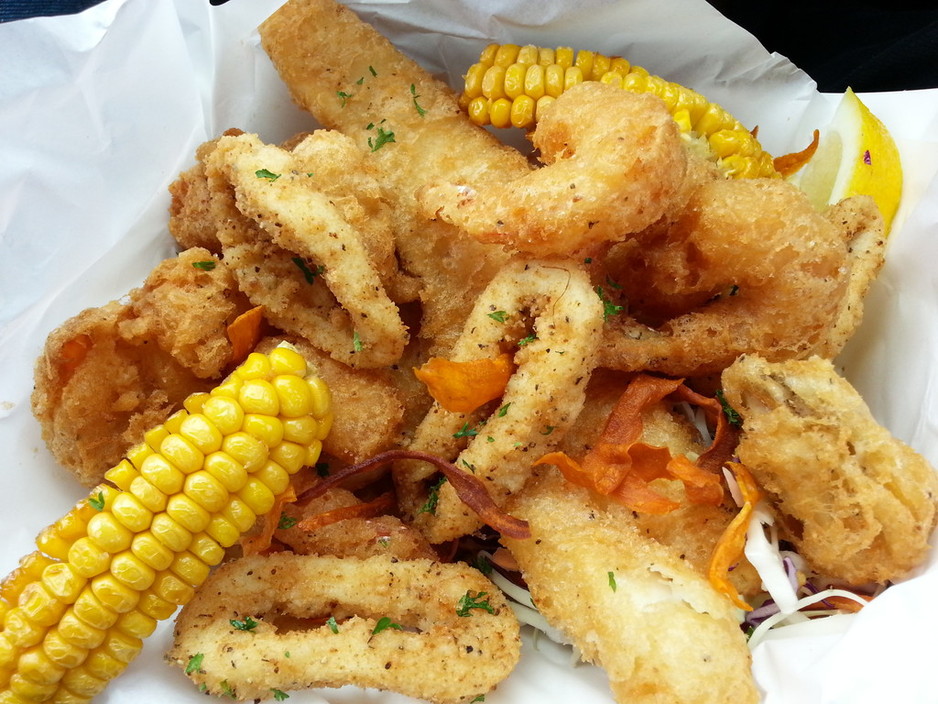 the boat shed by the sea in scarborough, brisbane, qld