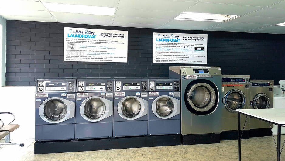 Ezy Wash and Dry Laundromat Pic 2