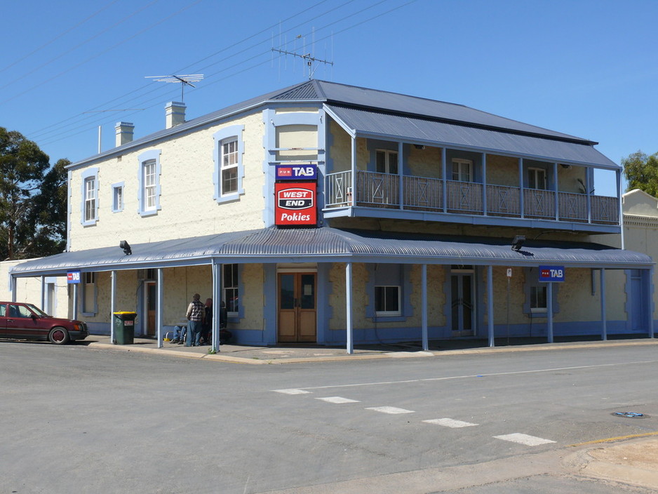 Port Wakefield Hotel Pic 1