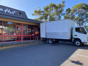 Tuggerah Removals and Storage Pic 3 - small 20cm3 Rigid Removal truck