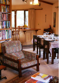 Welch's On Wildflower Pic 1 - dining room