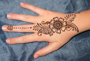 Hair Braiding Surfers Paradise Pic 3 - Henna tattoo