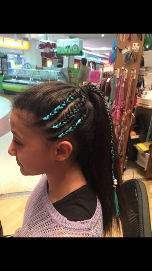 Hair Braiding Surfers Paradise Pic 4 - Corn row with colour