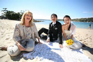 Ann Dally Marriage Celebrant Pic 4