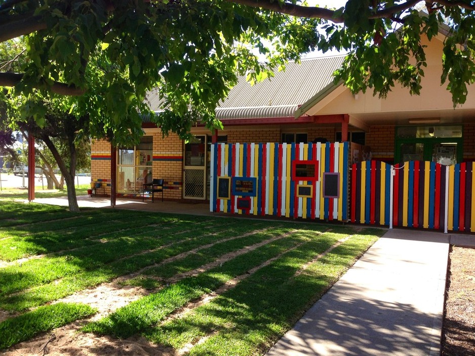 Coonamble Childrens Services Pic 1 - Front Entrance